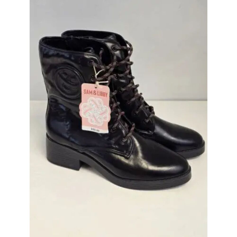 Women's Size: 9 Melanie Lace Up Boots Sam & Libby . New In The Box